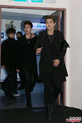 组图：SJ-M赴台中文大升级 动感舞曲High翻全场