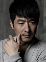 幻灯图：郭晓冬登《大都市》封面 感悟人生真谛    