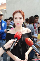 组图：台湾民众反核游行 阮经天许玮宁等助阵