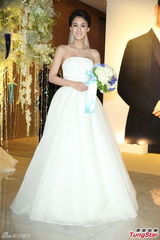 组图：宋纪妍嫁大17岁富商 绯闻情敌徐若瑄到场