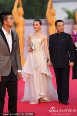 组图：《甄嬛传》“谨汐”孙茜亮相秀甜美笑容