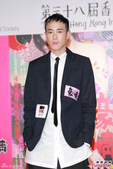 组图：杜汶泽现场“金手指”撩拨众女 效果拔群