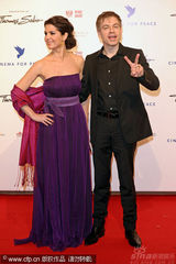 幻灯图：群星柏林出席电影活动 女星盛装亮相抢镜