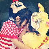 组图：钟丽缇女儿萌照曝光 与韩寒女儿似双胞胎