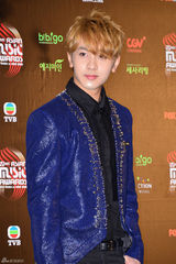 高清组图：韩团EXO等出席2012MAMA颁奖礼发布会