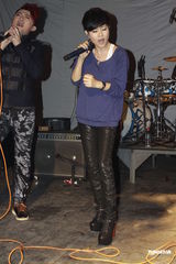 组图：李慧珍暴瘦现身助阵耀乐团新碟首唱会