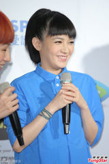 高清图：范晓萱拍微电影探讨动物虐待议题