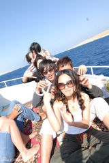 组图：《仙三》剧组埃及游旧照 杨幂刘诗诗亲密