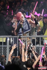 组图：罗志祥红馆热力开唱 罗妈亮相林志颖助阵