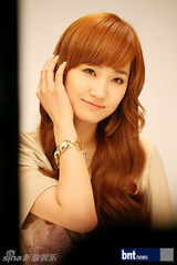 组图：WonderGirl携MBLAQ为韩流文化综合杂志拍写真