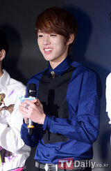 组图：韩团INFINITE暌违10个月携新专辑回归