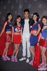 组图：赵又廷撇清绯闻只有高圆圆一个女朋友