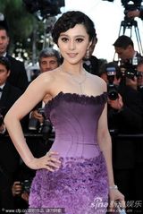 高清图：《艺术家》首映“两冰”争奇斗艳