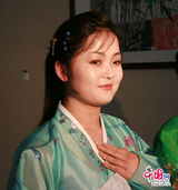 幻灯组图：朝鲜《红楼梦》剧团进驻北京电视台剧院