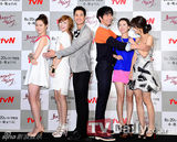 组图：韩星李真旭自曝新剧热吻郑有美2000次