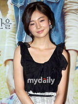 组图：韩片《Acoustic》试映会 女星申世京精致亮相