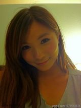 跳水第一美女何姿微博美图 可爱卖萌(图)