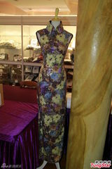 组图：梅艳芳生前珍藏珠宝首饰曝光