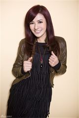 组图：江若琳献唱残运会 歌曲MV拍摄花絮曝光