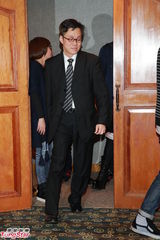 组图：迷幻饭局门群星清澄发布会 举报黄浩报假案