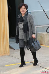 组图：方逸华跪拜邵逸夫 刘德华张学友致祭