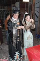 组图：关咏荷欧阳震华《情逆三世缘》开镜拜神