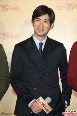 组图：《杨家将》赴台宣传 郑伊健低调谈婚事