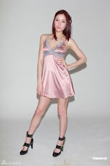 高清组图：Alice B.首拍内衣广告 不会为求完美整容