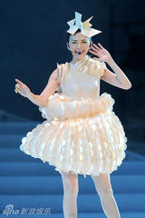 高清图：孙燕姿北京开个唱 劲歌热舞造型百变