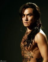 高清：严宽版浪子燕青纹身照曝光 满身花绣赛过米帅