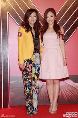 组图：李若彤李丽珍陈慧珊新剧将播 盛装赴首映