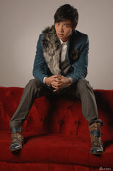 幻灯：俞灏明韩国宣传照曝光 潮男展露成熟魅力