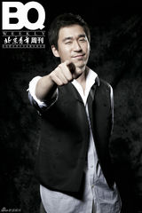 组图：张国立张默登杂志封面组耀眼父子档