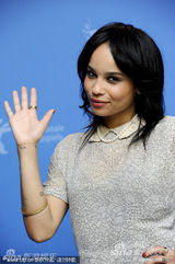 高清组图：《仰天长啸》发布 重磅女星丝迪贝撑场