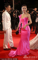 幻灯图集：《日照重庆》戛纳首映 王小帅获最高礼遇