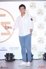 组图：郭鑫为戏苦练国标舞 盼两年内台北置产