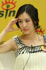 组图：80后演员田朴珺写真 曾演《甄嬛传》