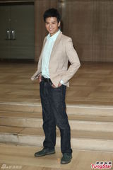 组图：陈晓东首挑梁偶像剧男一 郝劭文参演