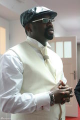 高清图：陕北民歌唱响欧洲 郝歌RNB曲风演绎