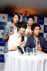 高清图：cnblue出席索尼爱立信新品上市活动