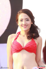 组图：19位入选亚姐泳装出镜 大秀身材性感靓丽