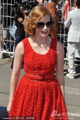 高清组图：电影《生命之树》发布会 皮特白衣翩翩