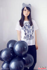 组图：吴丹妮演唱微电影《关键时客》主题曲