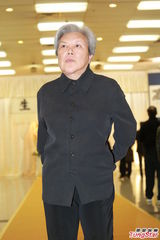 组图：午马设灵仪式举行 张学友吴奇隆等敬挽