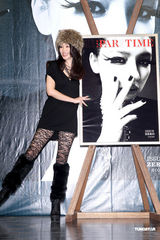 组图：徐若瑄深V亮相演绎丝袜诱惑 引领混搭风潮