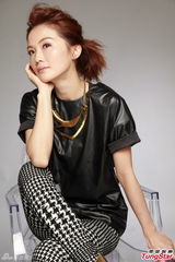 组图：阿Sa(蔡卓妍)不甘做偶像 盼以歌声感动别人