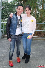 组图：梁烈唯心情不受影响 再发表“蝗虫论”