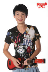 组图：快男成都十强出炉 民族风格选手涌现