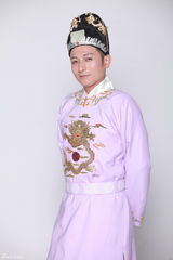 组图：谢娜演王熙凤戴军扮贾琏 大张伟扮李云迪