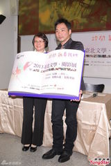 组图：五月天石头演戏上瘾 欲挑战同性恋角色